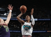 鹈鹕陷入低谷，雄鹿连败，莫兰特球队命运悬念！的简单介绍