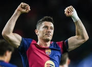 周末亚冠前瞻：莱万伤情更新，本菲卡冲击逆转纪录的简单介绍