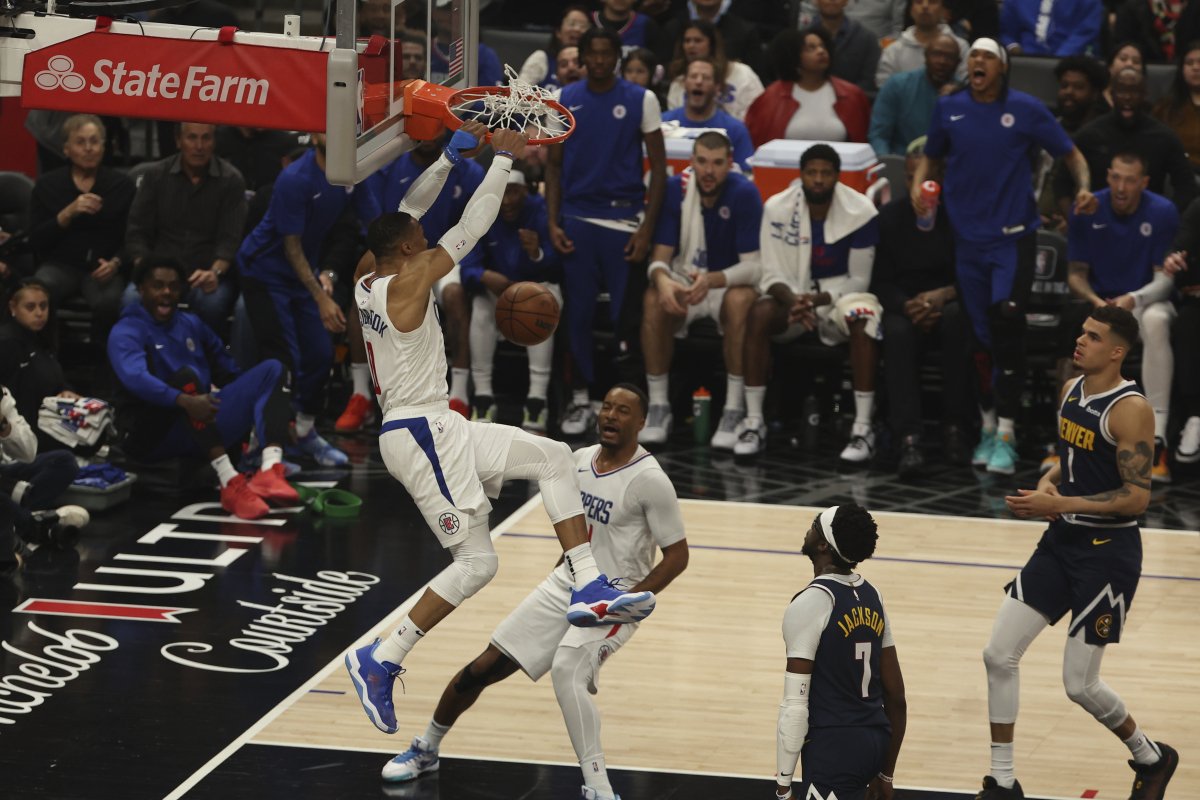 美网半决赛对决在即!俄克拉荷马城雷霆演练定位球,达拉斯独行侠密集防守应对的简单介绍 美网半决赛对决在即!俄克拉荷马城雷霆演练定位球,达拉斯独行侠密集防守应对的简单介绍